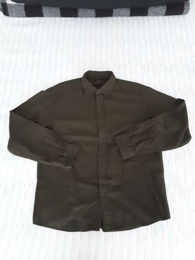 Uniqlo Olive Green Flannel Overshirt